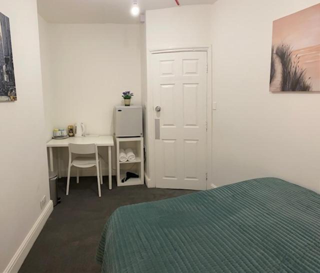 Lord Merit Guest Rooms In King'S Cross St Pancras لندن المظهر الخارجي الصورة